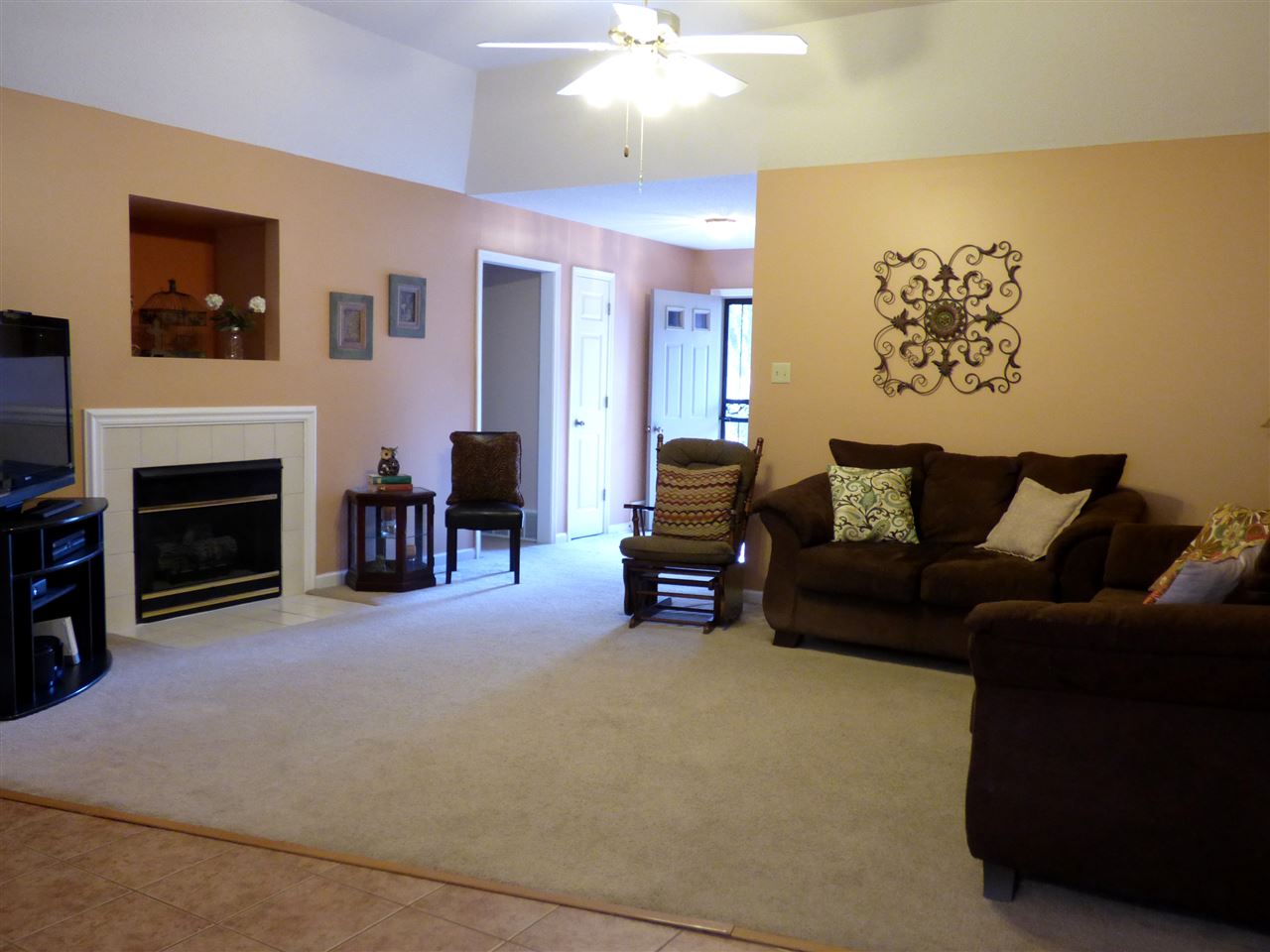 2974 Lauren Dr, Bartlett, TN 38133 photo 3
