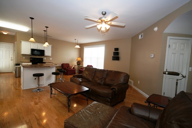 1379 Down River Dr, Memphis, TN 38103 photo 5
