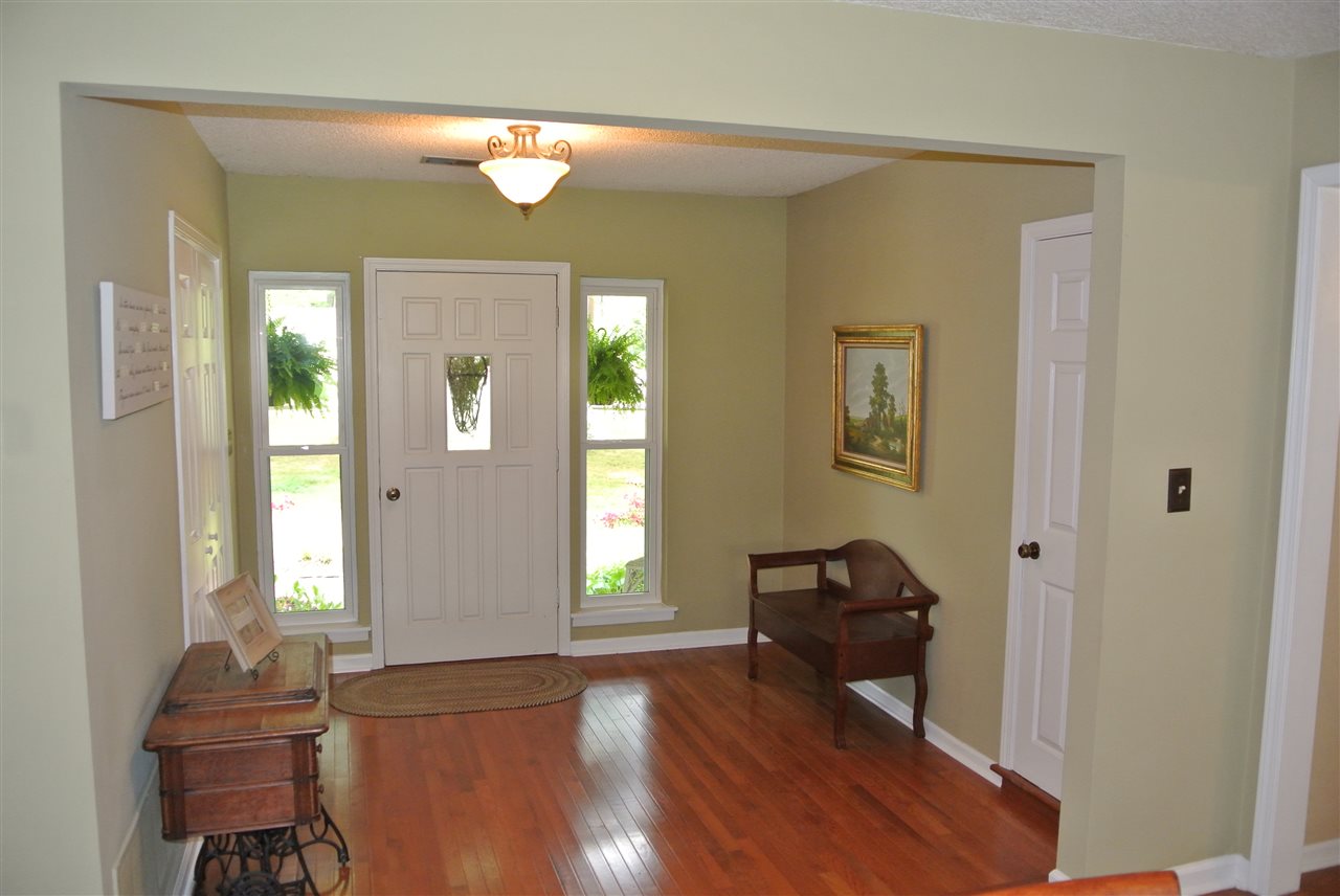 6951 Eighth, Bartlett, TN 38135 photo 2