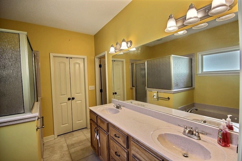 8242 Bartlett Gap Dr, Bartlett, TN 38133 photo 8