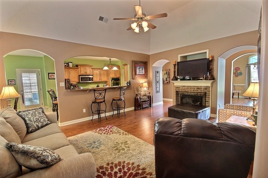 8242 Bartlett Gap Dr, Bartlett, TN 38133 photo 3