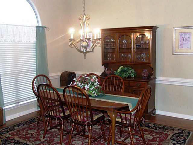 3376 Wolf Shadow Ln, Bartlett, TN 38133 photo 5