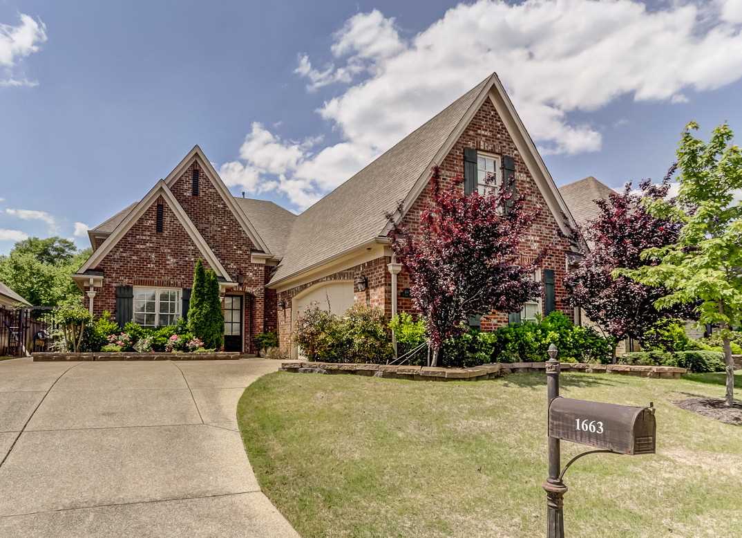 1663 De Haig Dr, Collierville, TN 38017 photo 1