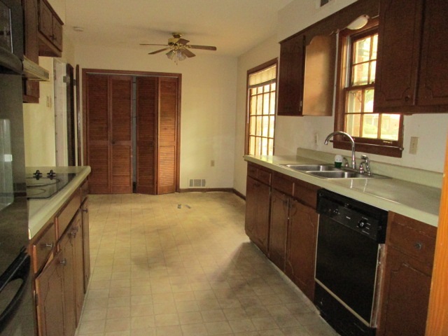 5968 Macinness Dr, Memphis, TN 38119 photo 8