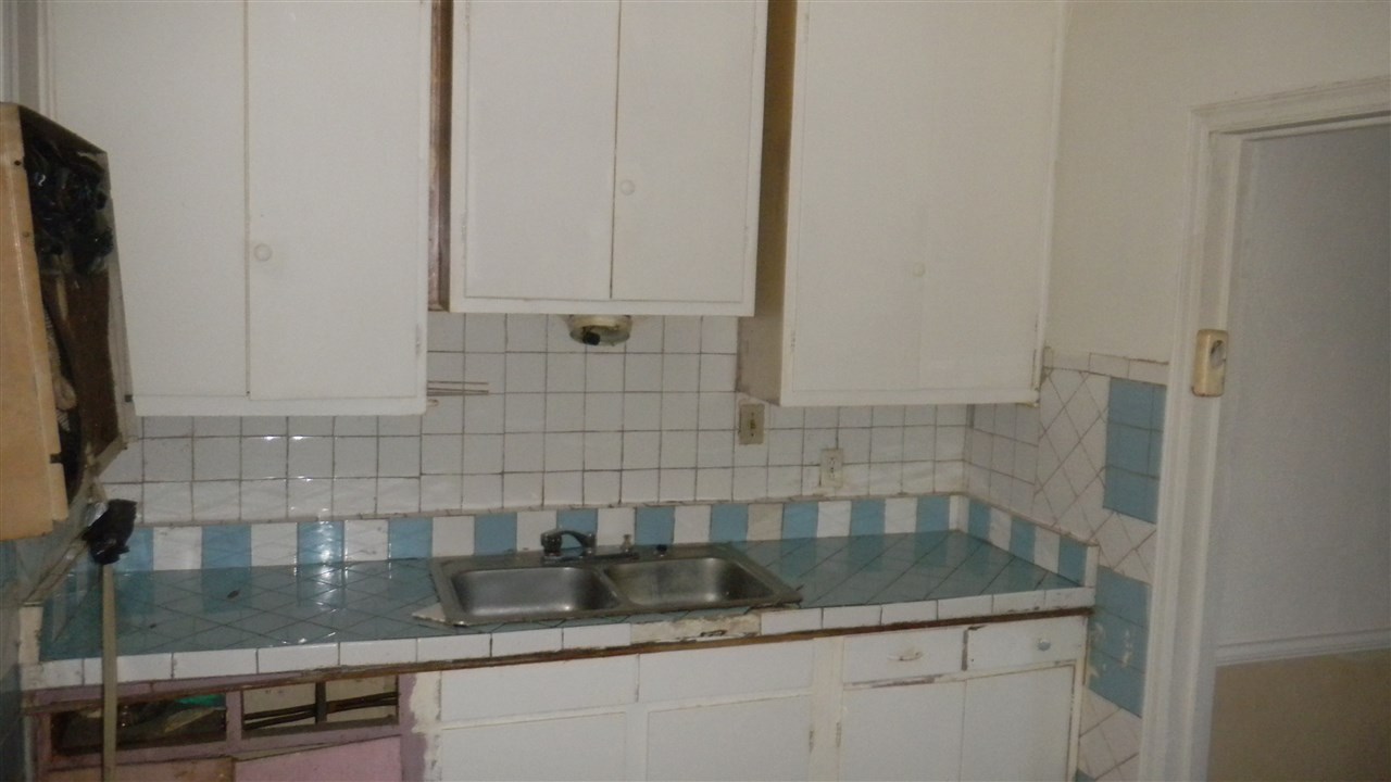 834 E Davant Ave, Memphis, TN 38106 photo 7