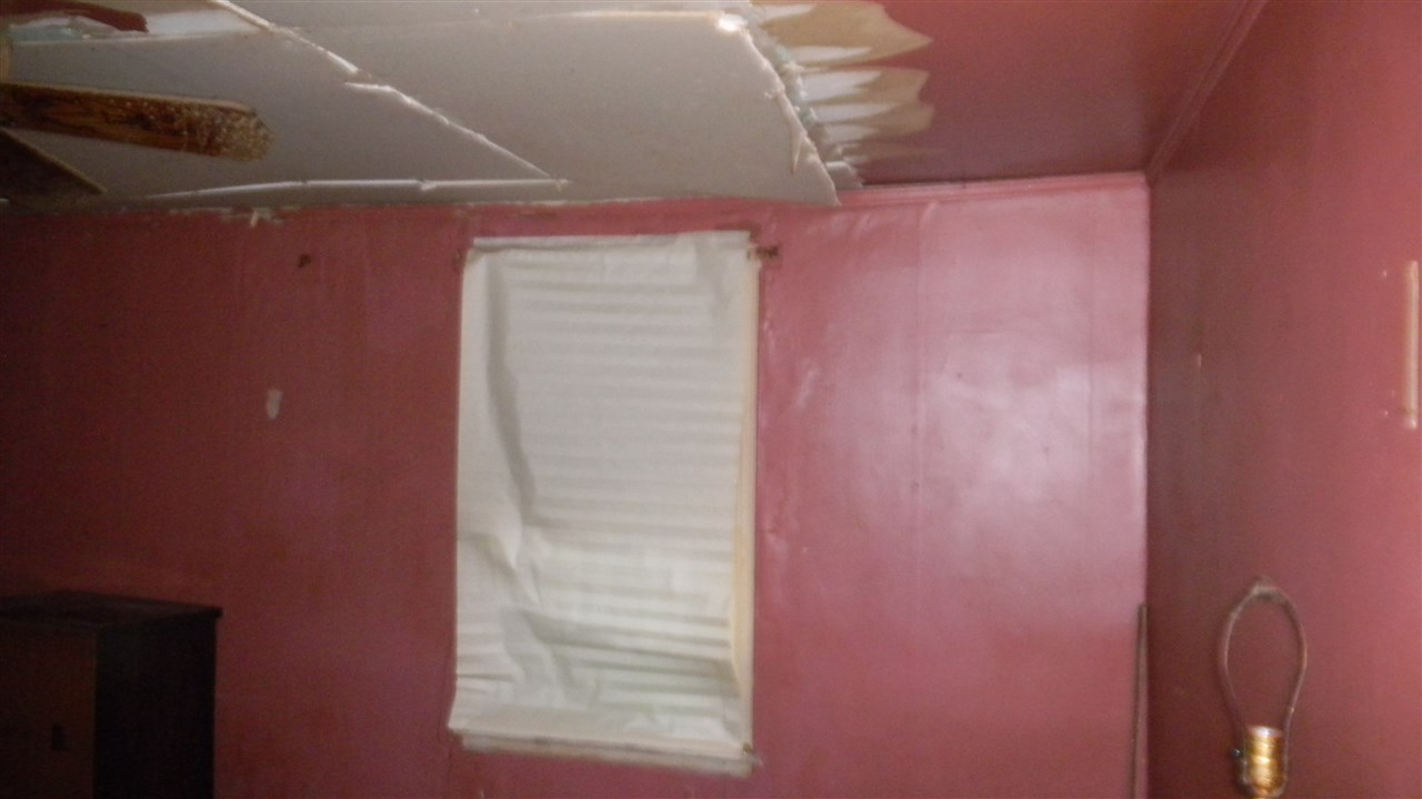 834 E Davant Ave, Memphis, TN 38106 photo 12