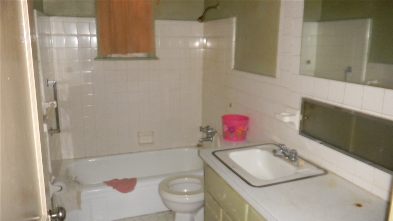 834 E Davant Ave, Memphis, TN 38106 photo 15