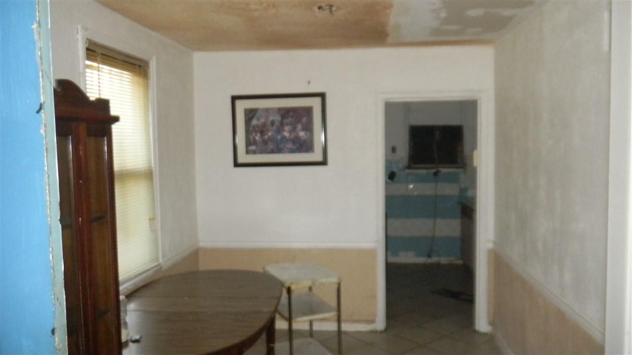 834 E Davant Ave, Memphis, TN 38106 photo 6