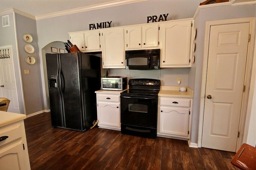 329 E White Dr, Collierville, TN 38017 photo 8