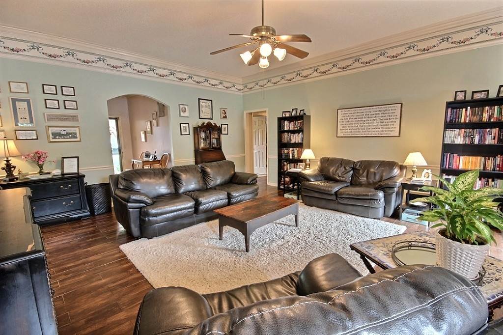 329 E White Dr, Collierville, TN 38017 photo 5