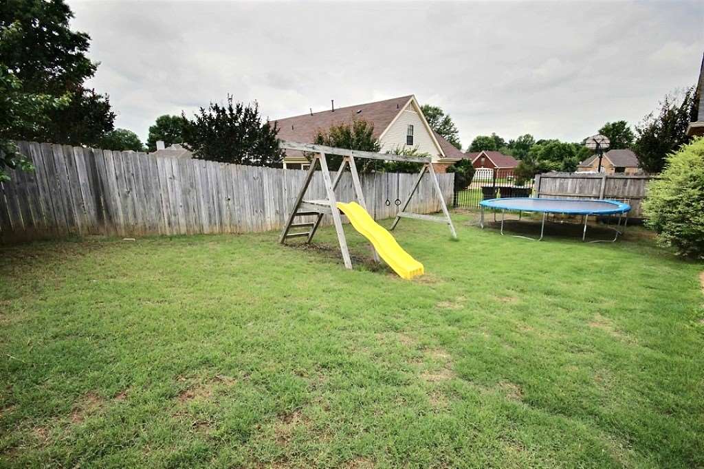 329 E White Dr, Collierville, TN 38017 photo 21