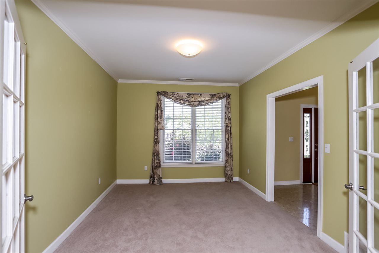 1747 Dymoke Dr, Collierville, TN 38017 photo 3