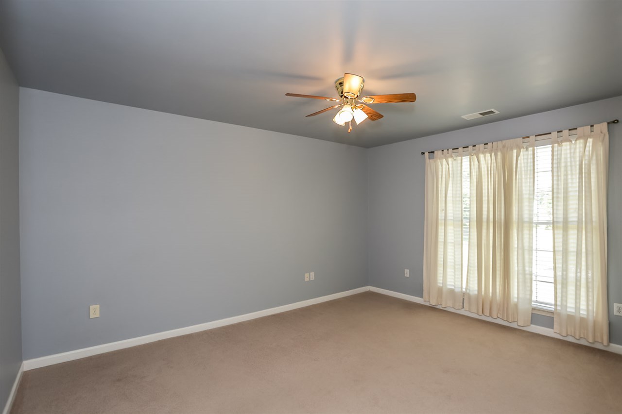 1747 Dymoke Dr, Collierville, TN 38017 photo 15