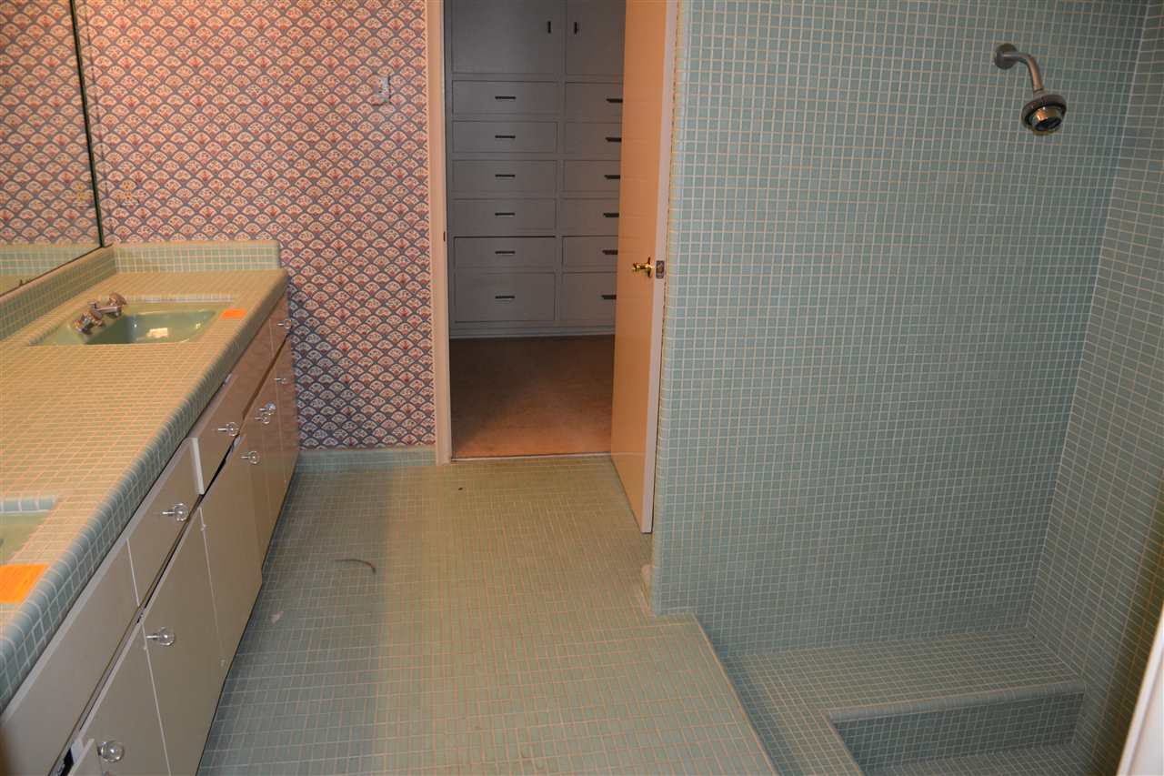 135 E Cherry Rd, Memphis, TN 38117 photo 7