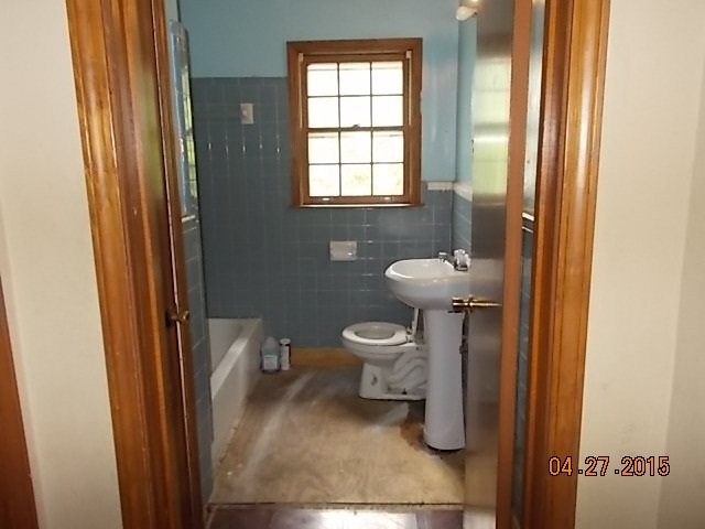 167 E Raines Rd, Memphis, TN 38109 photo 8