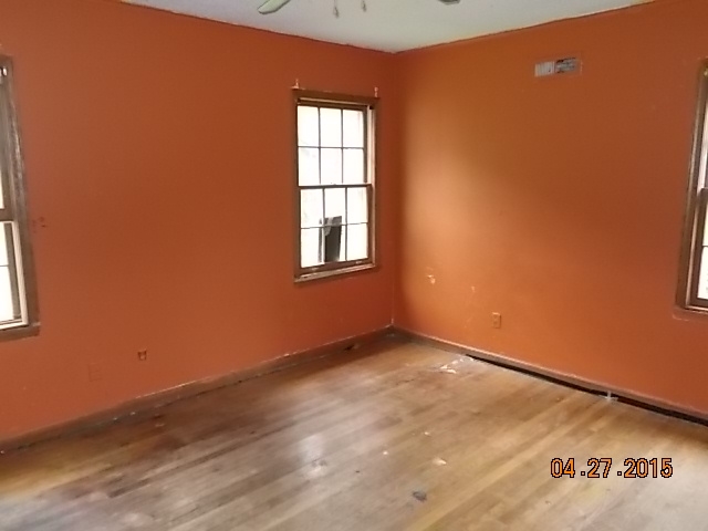 167 E Raines Rd, Memphis, TN 38109 photo 7