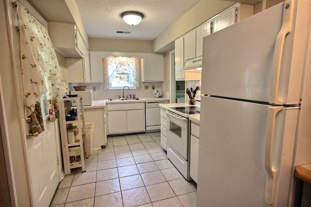 981 Greencliff Rd, Collierville, TN 38017 photo 3