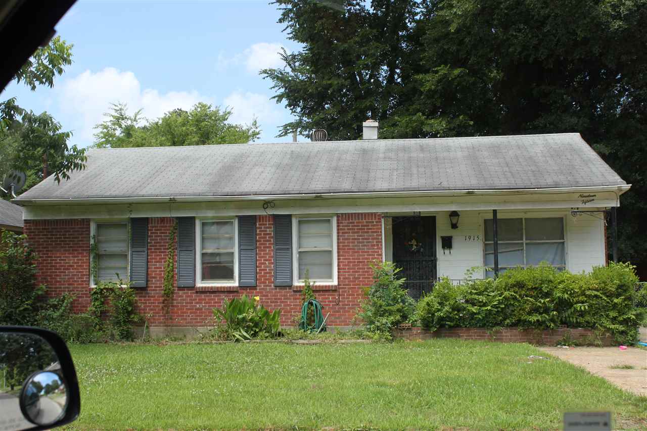 1915 Davis Cir, Memphis, TN 38128 photo 1