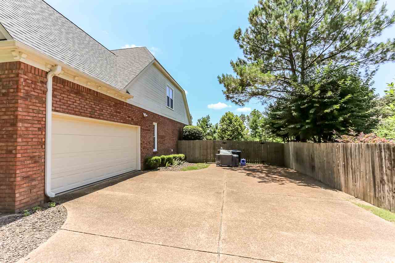 765 Roe Hampton Ct, Collierville, TN 38017 photo 25