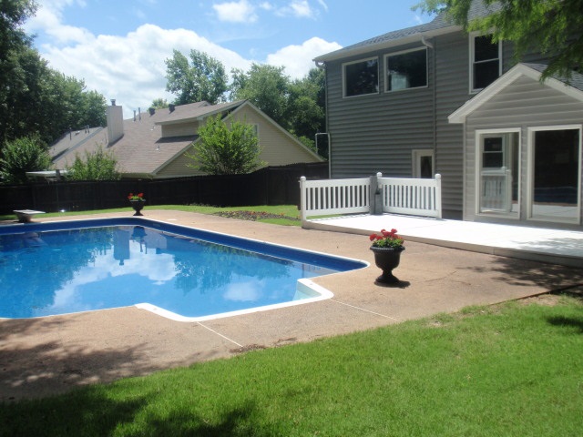 404 E Powell Rd, Collierville, TN 38017 photo 1