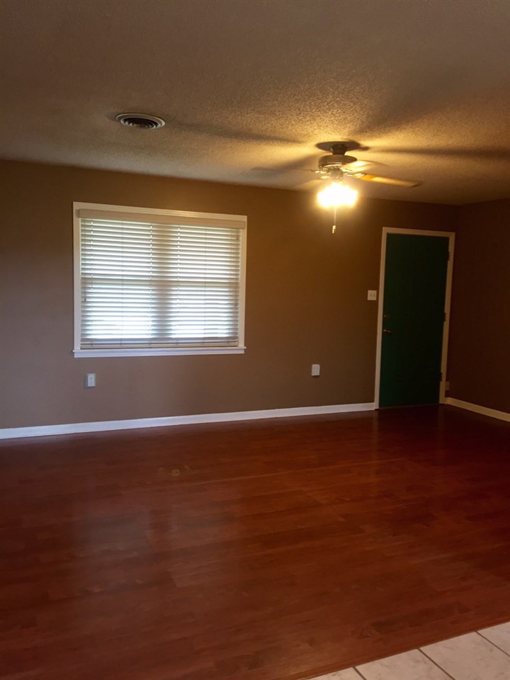 1434 Burnett Ln, Covington, TN 38019 photo 11