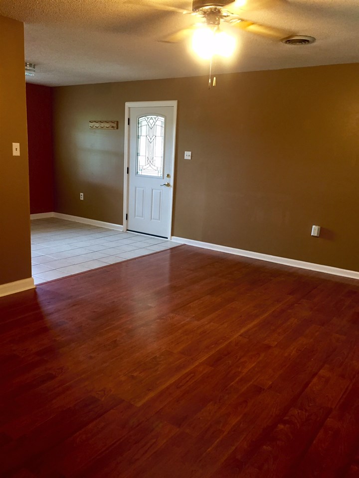 1434 Burnett Ln, Covington, TN 38019 photo 5