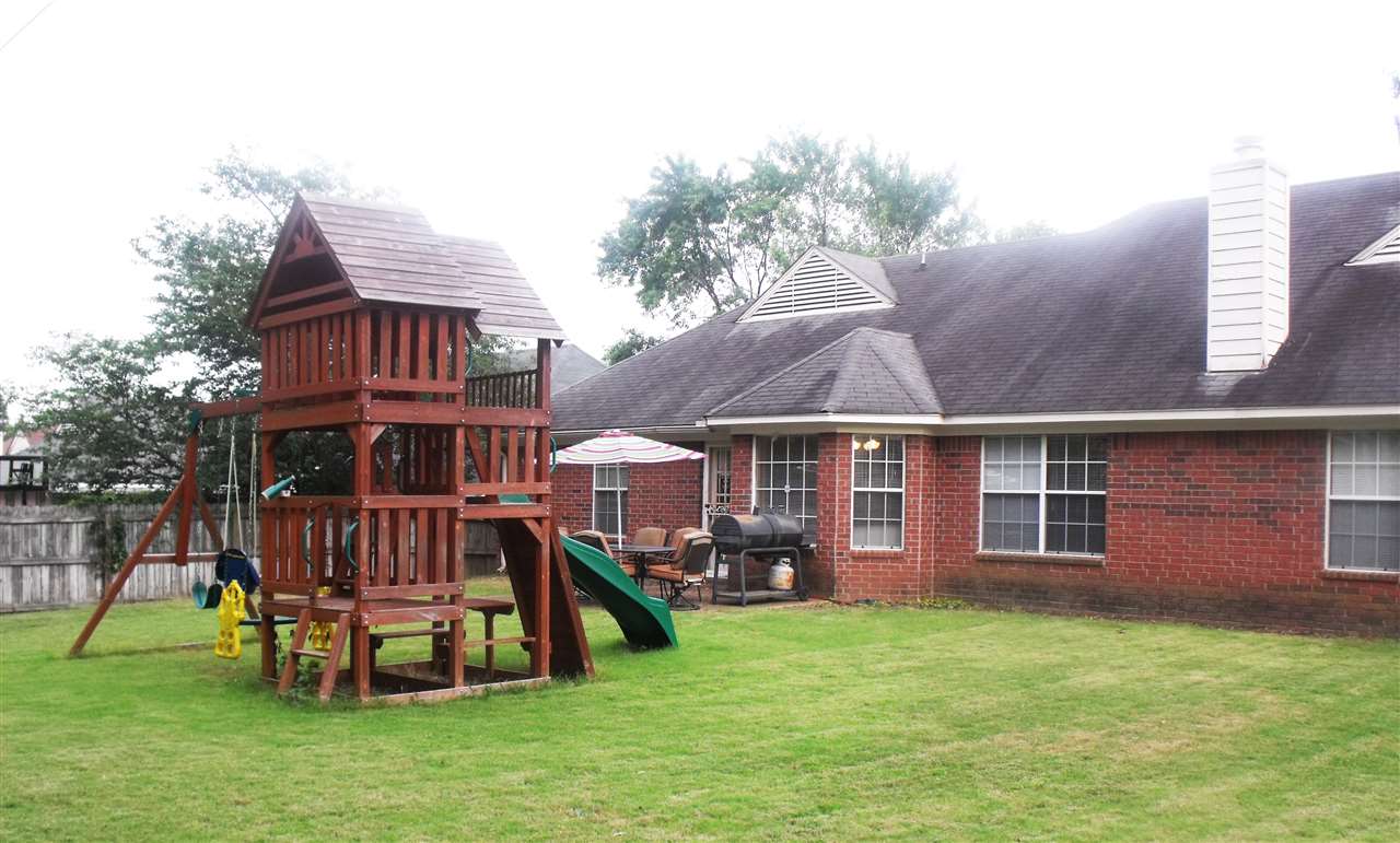 7328 Patsy Cir, Memphis, TN 38125 photo 3