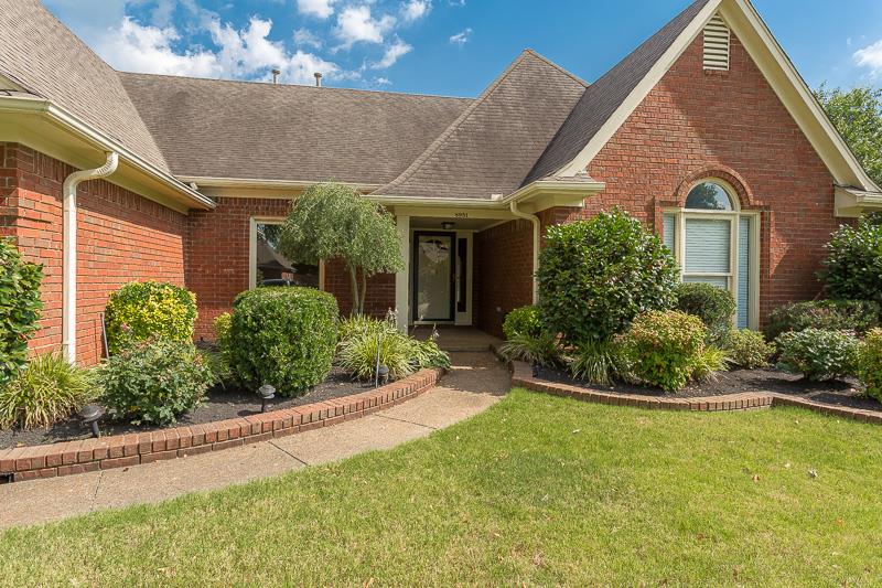 8951 Daisy Ellen Cv, Bartlett, TN 38133 photo 2