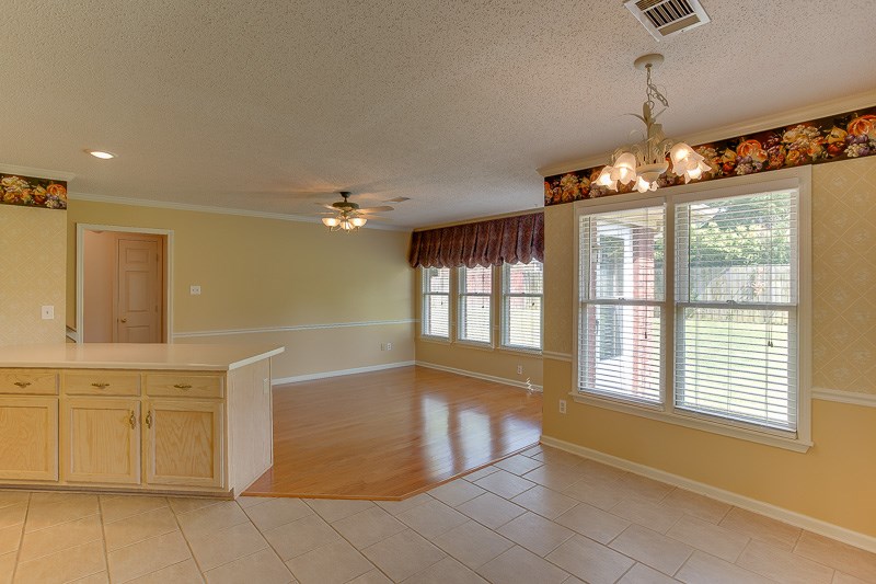 8951 Daisy Ellen Cv, Bartlett, TN 38133 photo 13