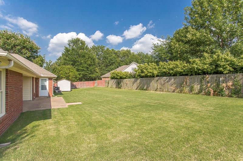 8951 Daisy Ellen Cv, Bartlett, TN 38133 photo 23