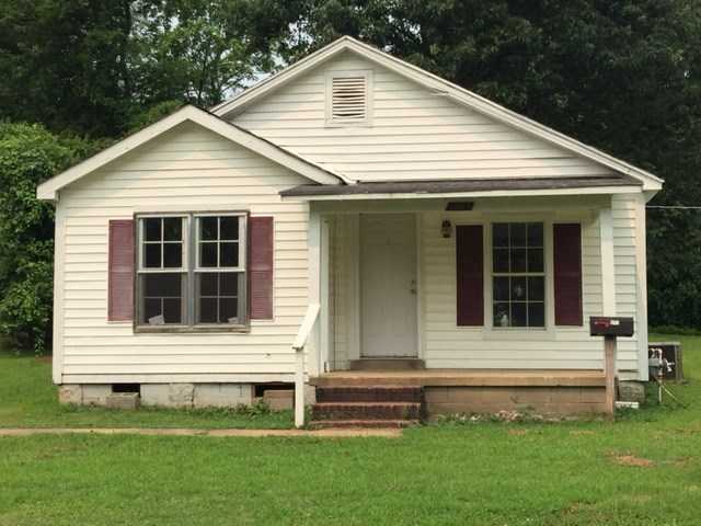 1003 Douglas St, Covington, TN 38019 photo 1