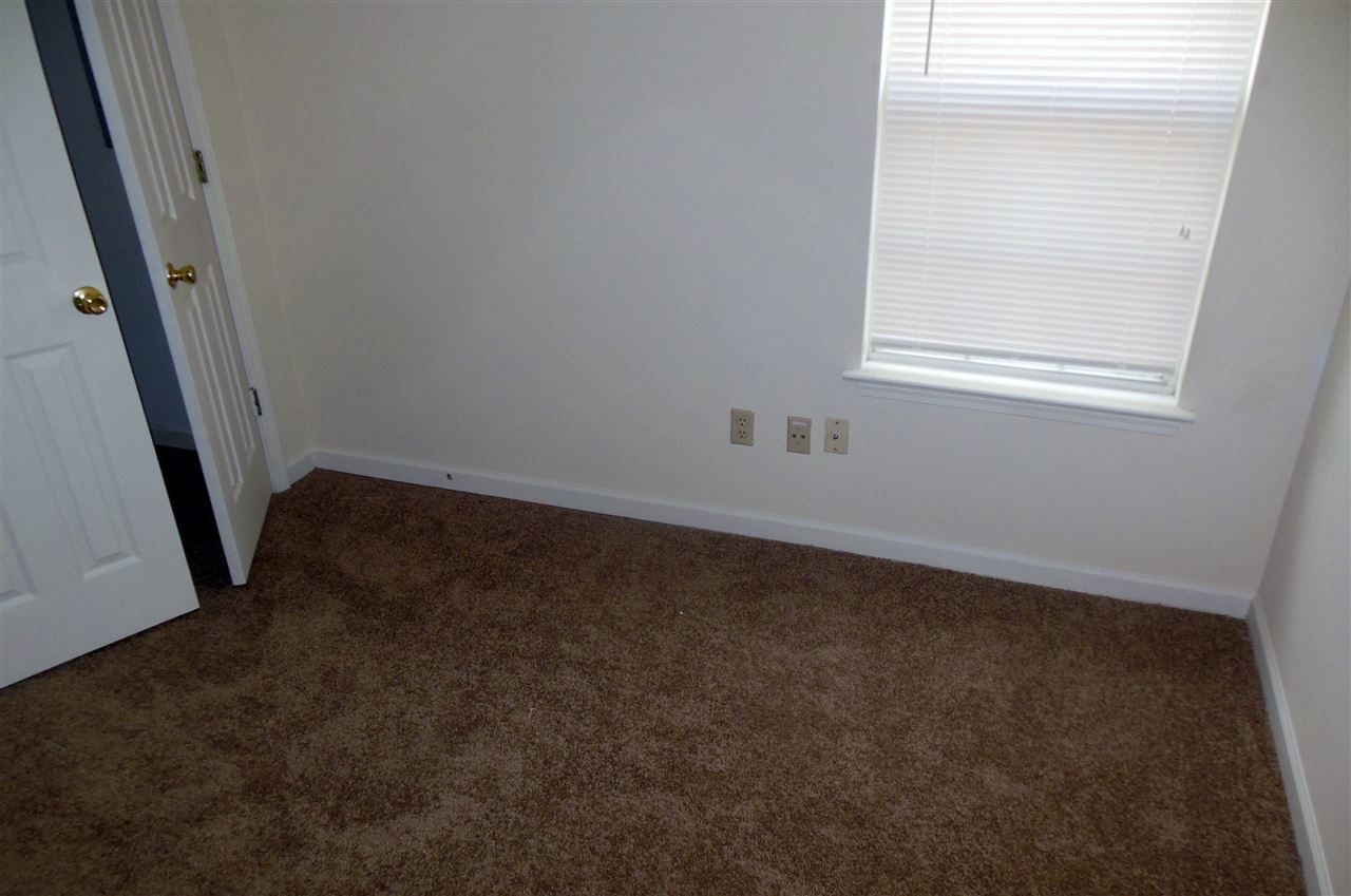 1856 Eagle Shore Dr, Cordova, TN 38016 photo 8