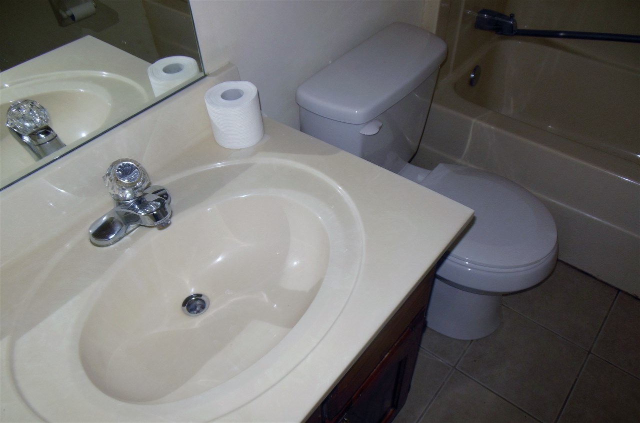 1856 Eagle Shore Dr, Cordova, TN 38016 photo 9