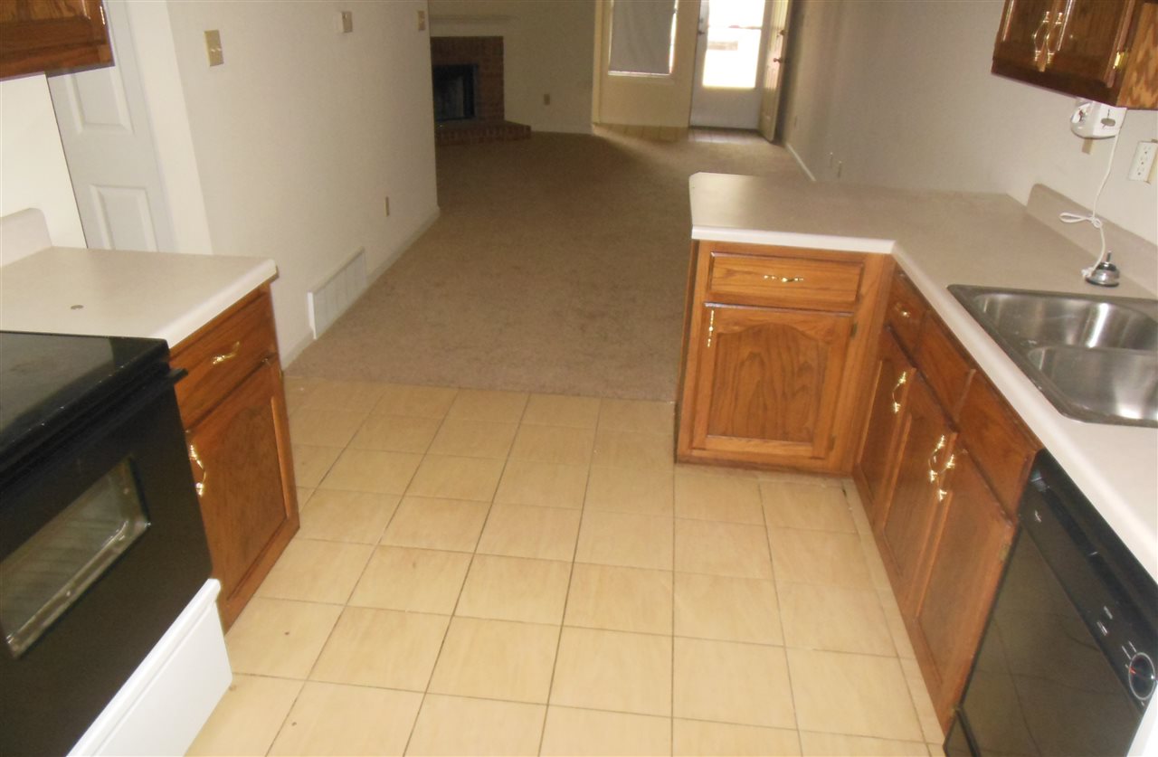 1856 Eagle Shore Dr, Cordova, TN 38016 photo 7
