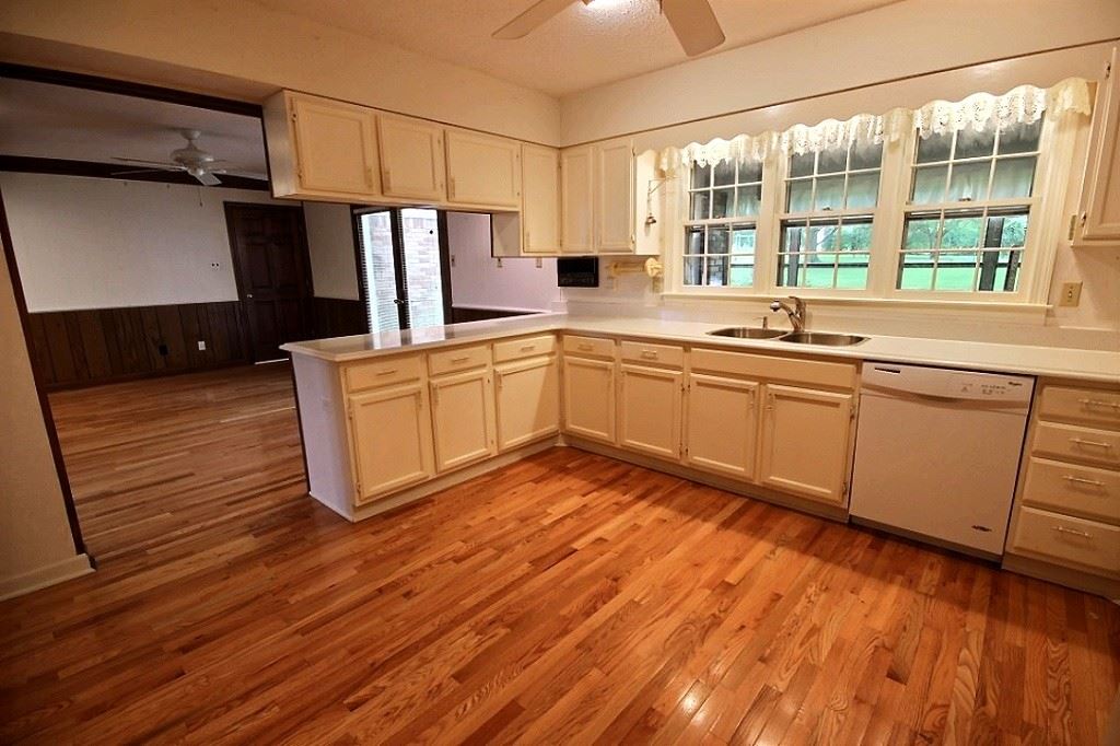 345 Burrows Rd, Collierville, TN 38017 photo 8