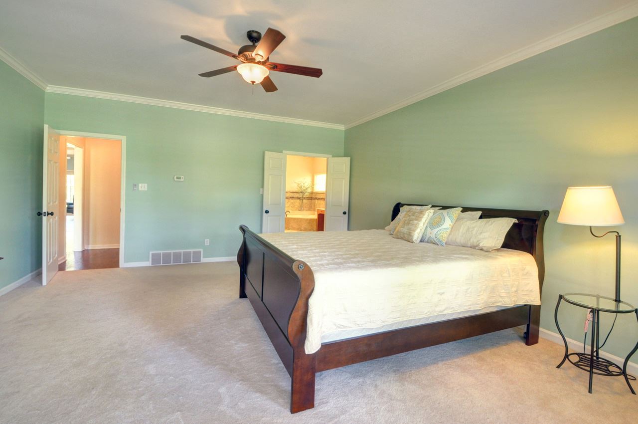 984 Collingham Cv, Collierville, TN 38017 photo 11