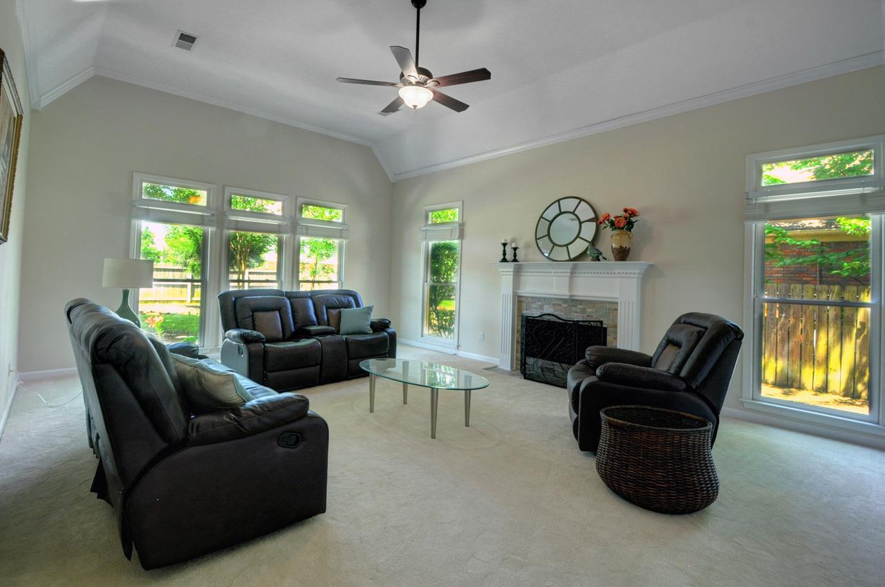 984 Collingham Cv, Collierville, TN 38017 photo 2