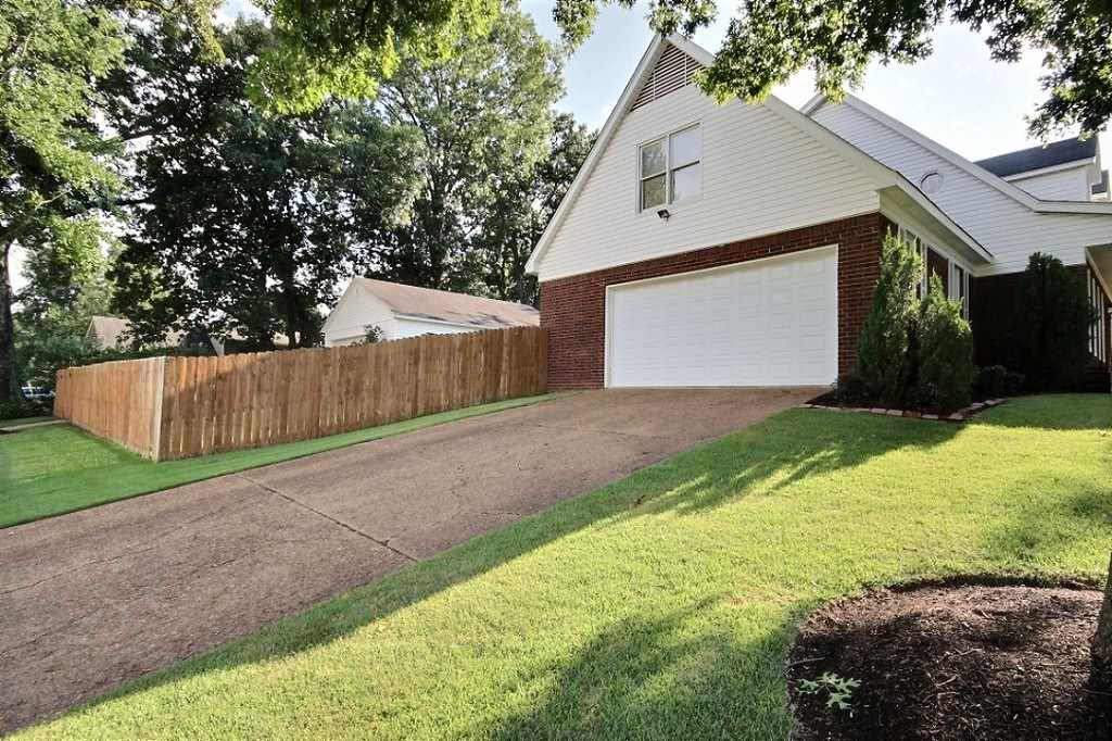 281 E Nolley Dr, Collierville, TN 38017 photo 2