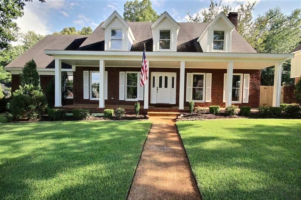 281 E Nolley Dr, Collierville, TN 38017 photo 1