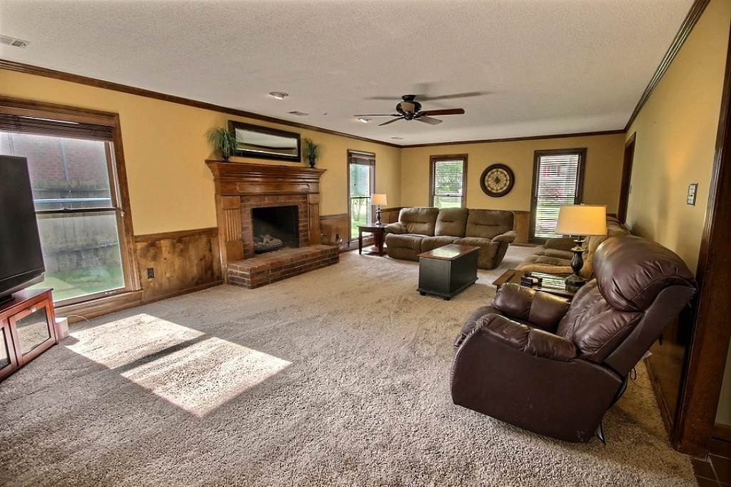 281 E Nolley Dr, Collierville, TN 38017 photo 6