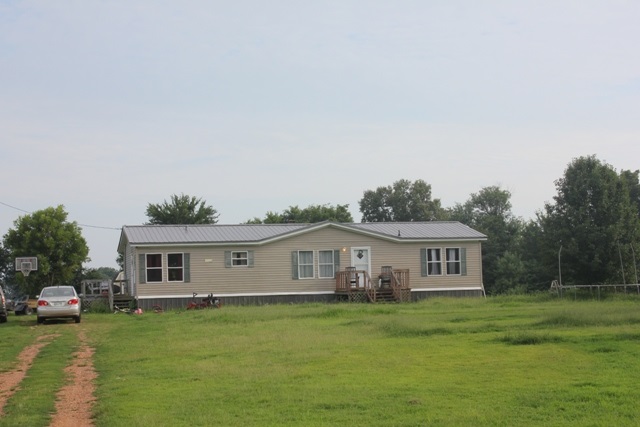 1519 Robert Johnson Rd, Covington, TN 38019 photo 1