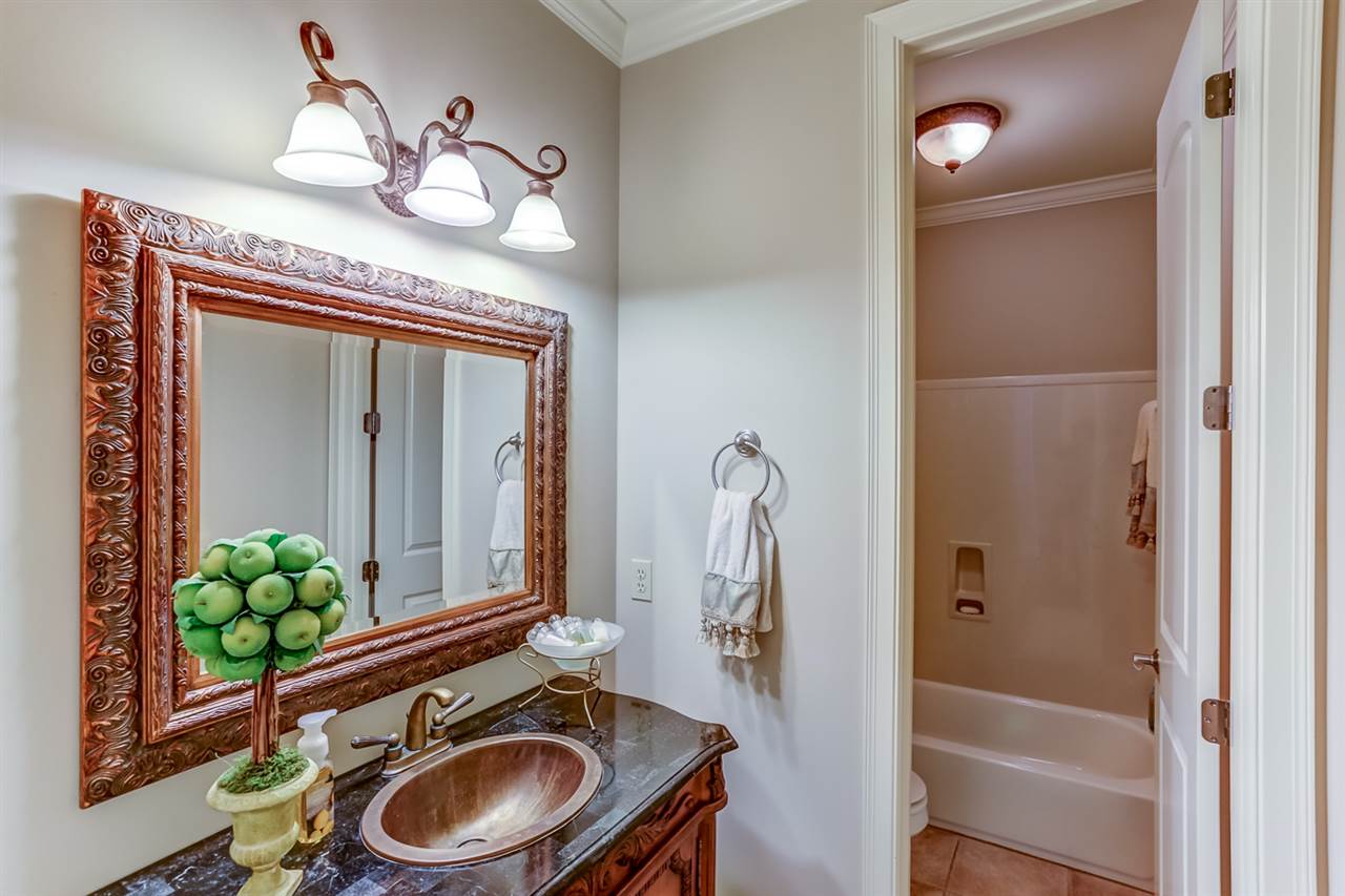 1205 Braystone Trl, Collierville, TN 38017 photo 9