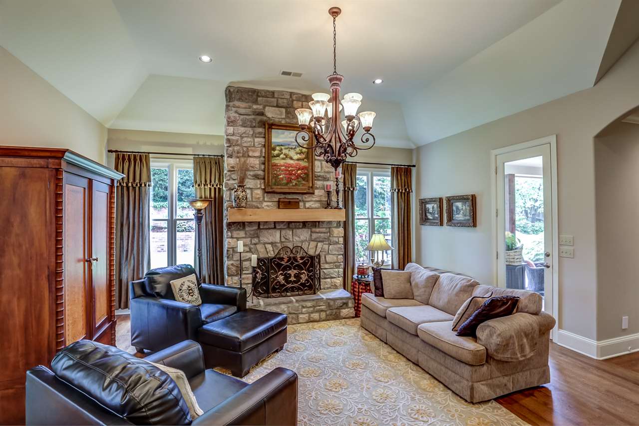 1205 Braystone Trl, Collierville, TN 38017 photo 12