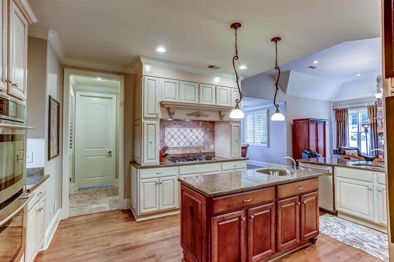 1205 Braystone Trl, Collierville, TN 38017 photo 4