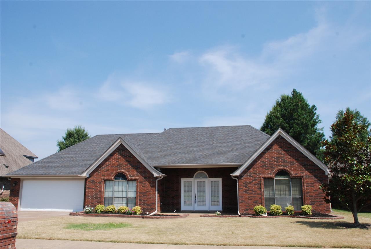 310 Red Wolf Dr, Collierville, TN 38017 photo 1