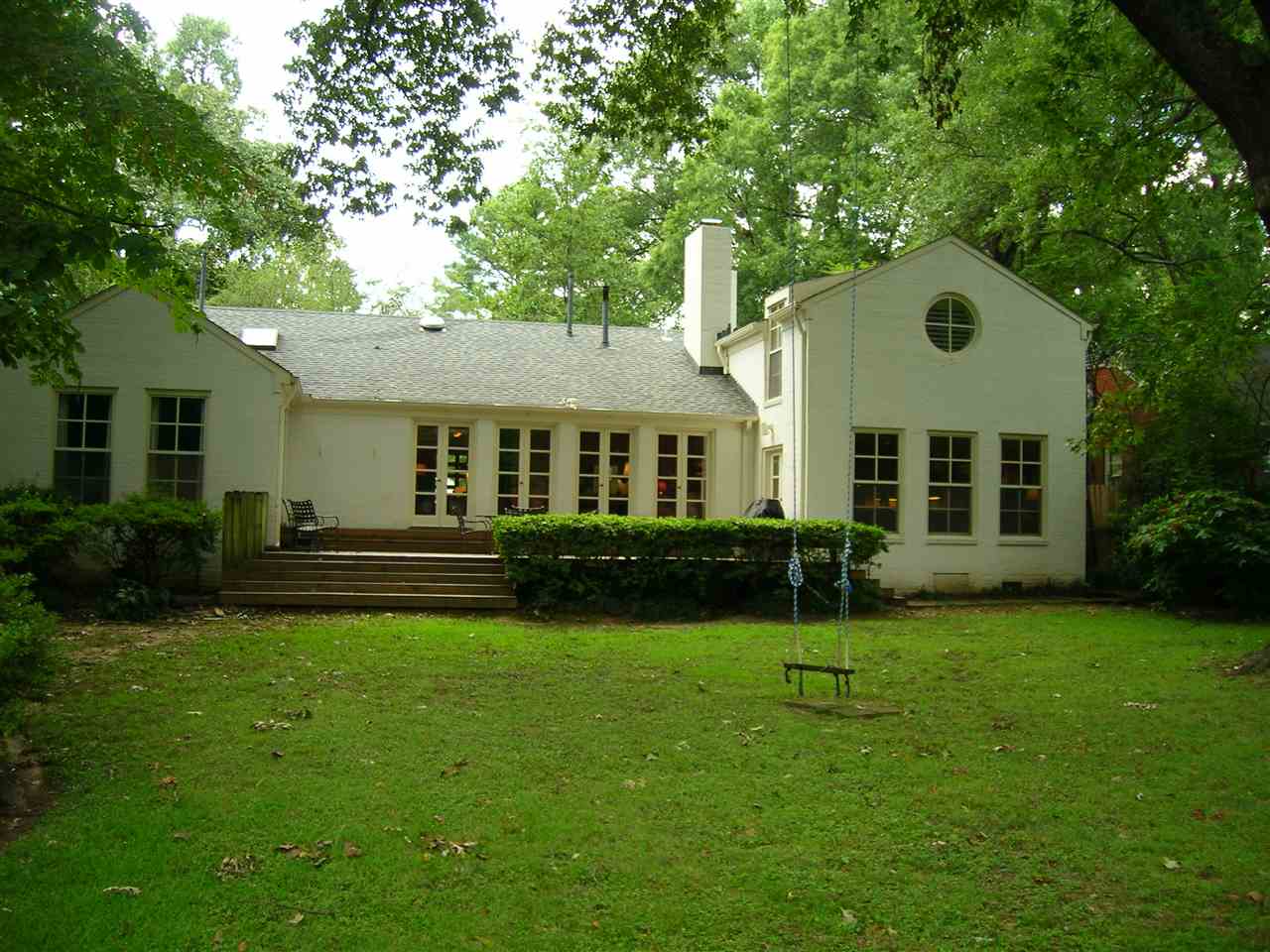 280 E Cherry Cir, Memphis, TN 38117 photo 12