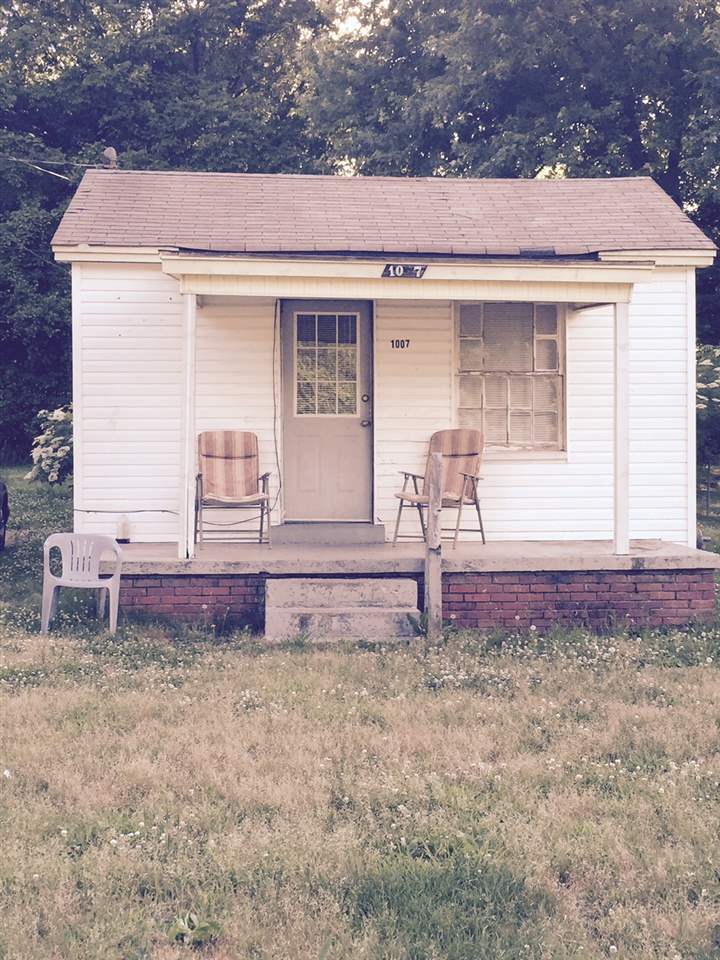 1007 Douglas St, Covington, TN 38019 photo 1