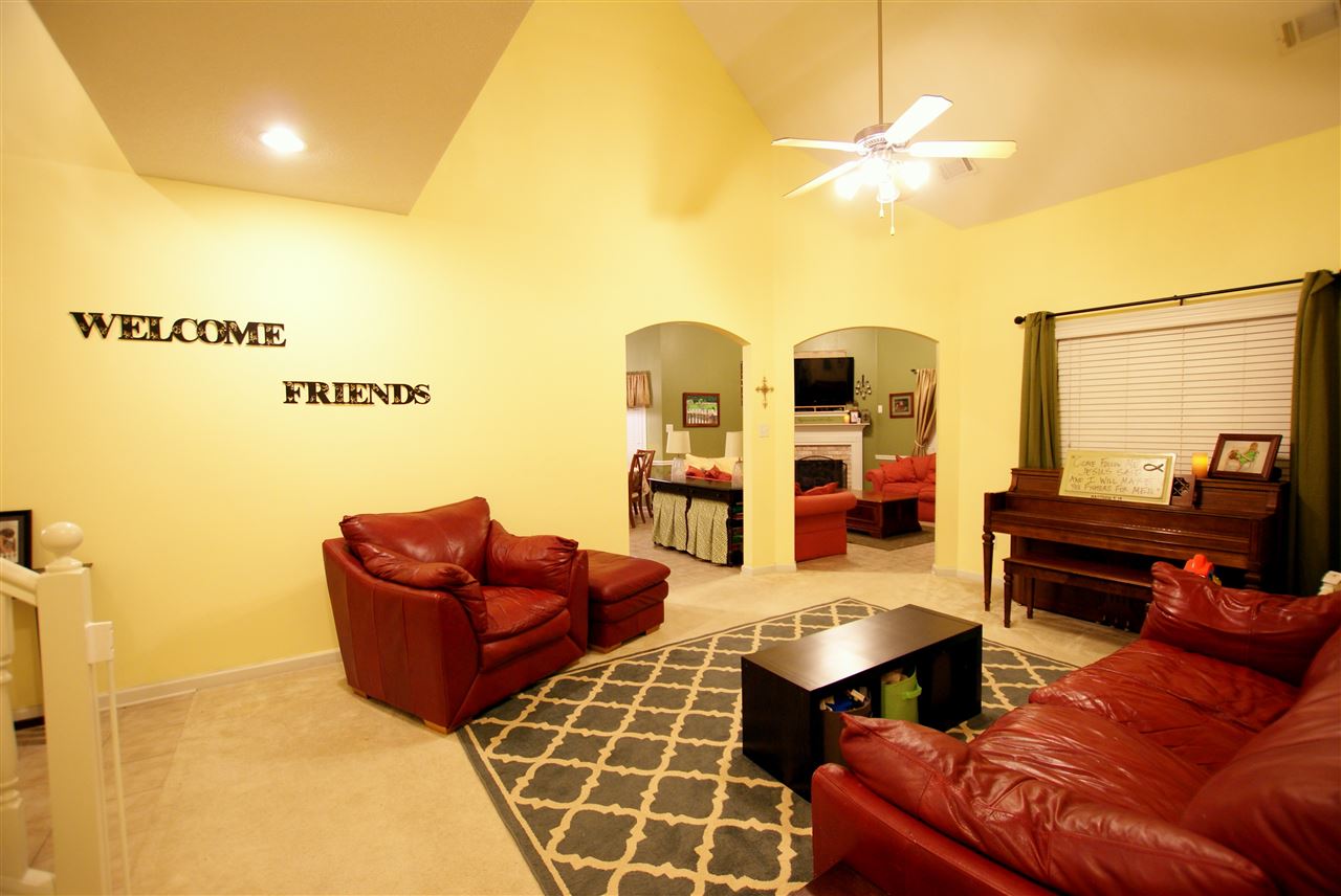 358 Fleets Hill Dr, Cordova, TN 38018 photo 3