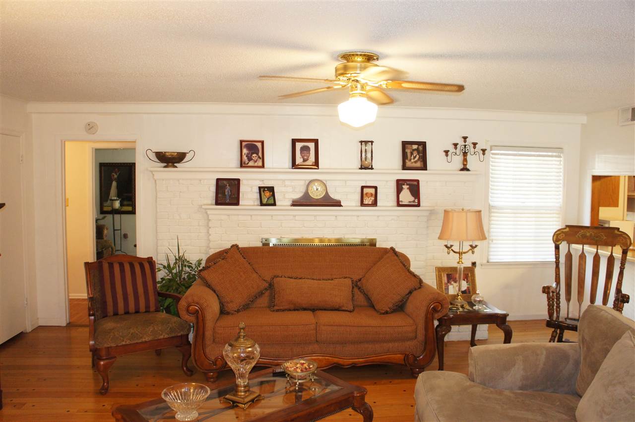 3012 Elgin Dr, Memphis, TN 38115 photo 9