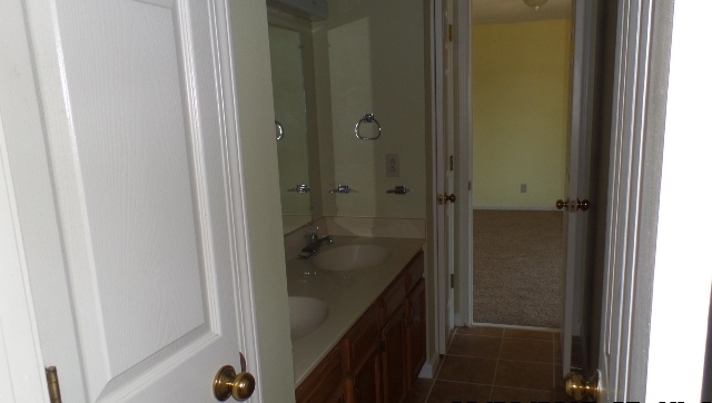 283 Parker Dr, Jackson, TN 38305 photo 8